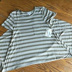 *NEW* Lularoe Carly Small